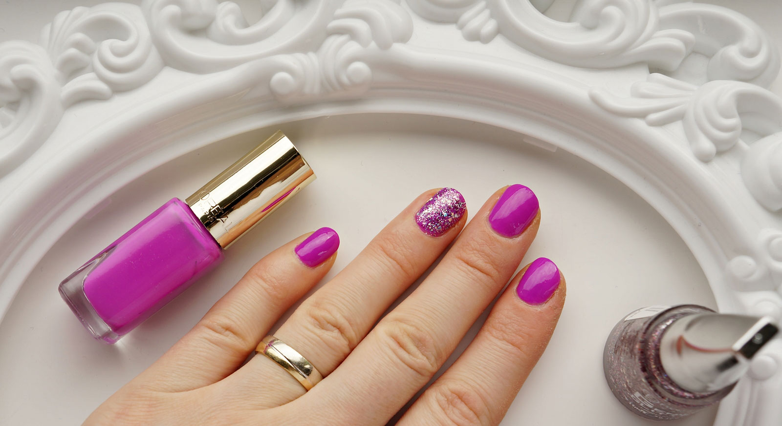L`Oreal Color Riche ~ #828 Flashing Lilac (love or hate?)
